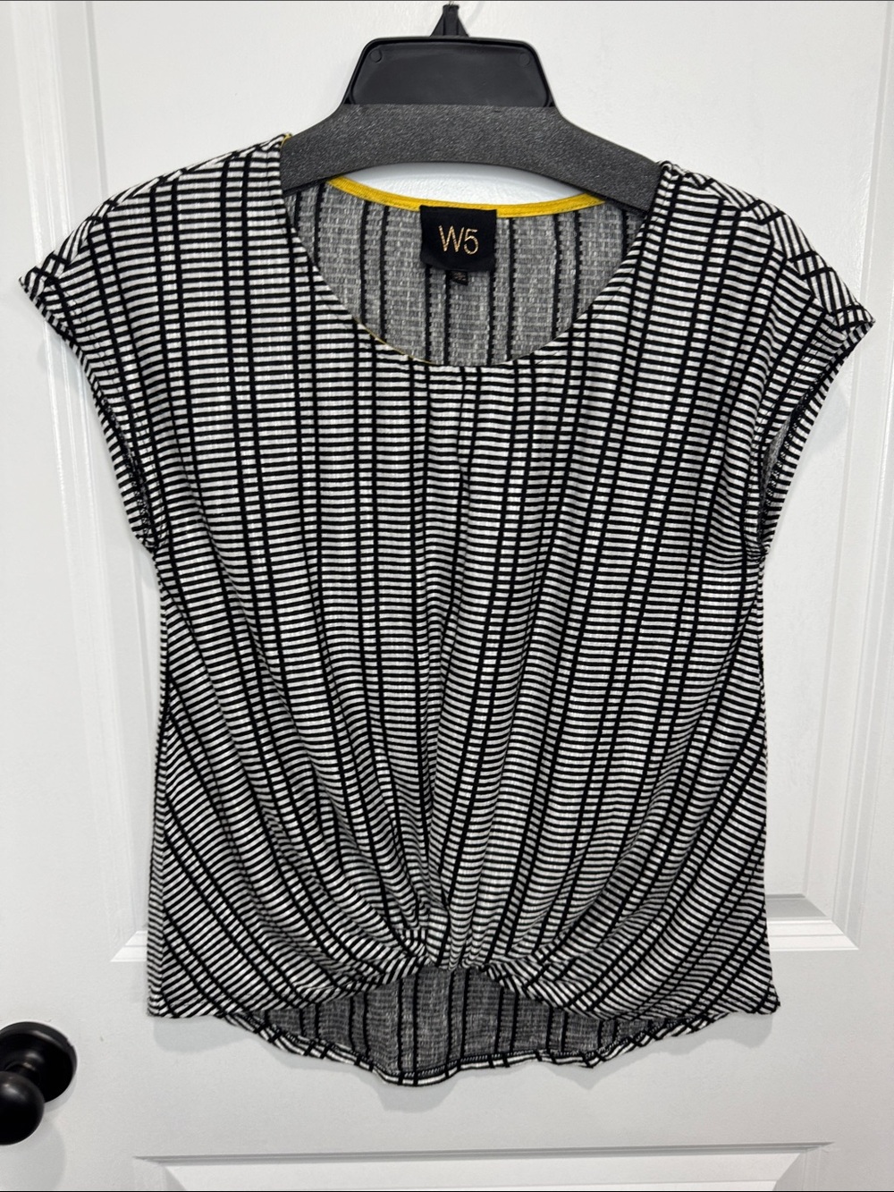 W5 Black and White Vertical Grid Knot-Front Short Sleeve Top